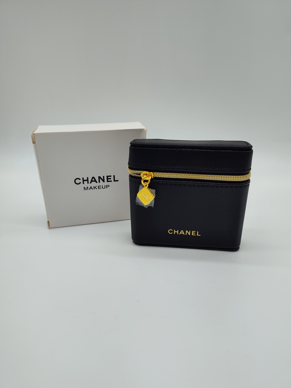 CHANEL MAKEUP PROMO Black Lipstick Case Storage Organizer Mirror Gold Zip NIB